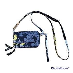Lovely Vera Bradley Crossbody Wallet